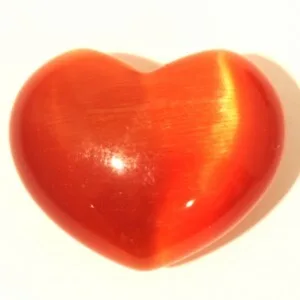 Red Cat Eye Heart Carving [Small]